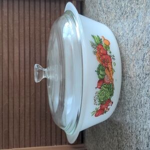 Vintage Jeannette Glasbake Vegetable Medley Casserole Baking Dish 2 Quart